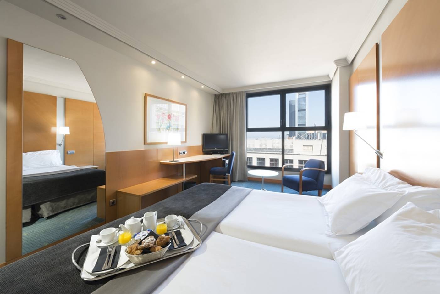 Exe-Plaza-General-view-20