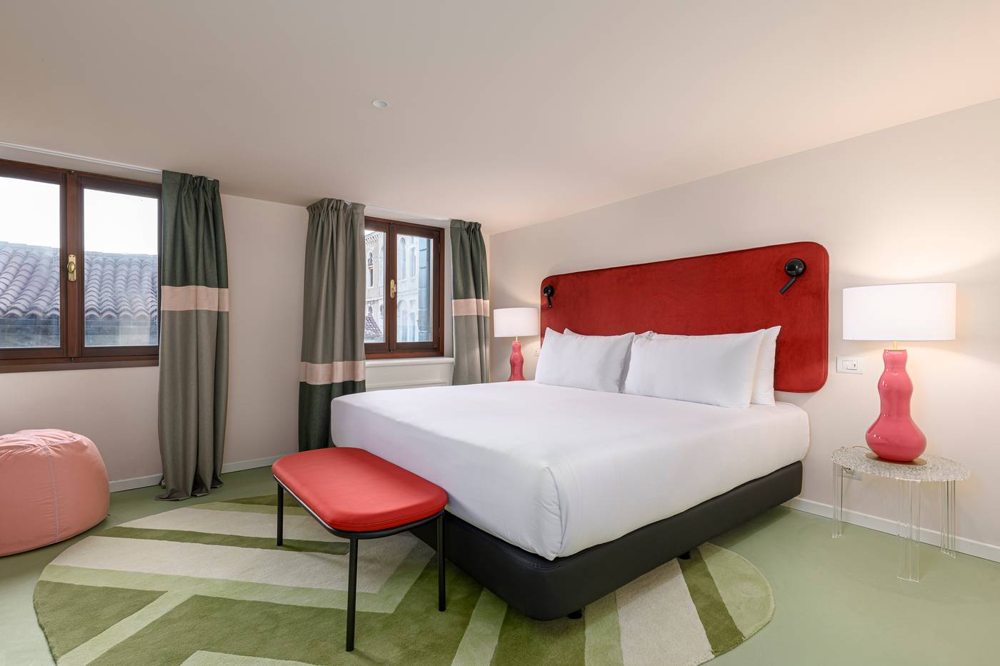 Palazzo-Dei-Fiori-By-Room-Mate-Room-39