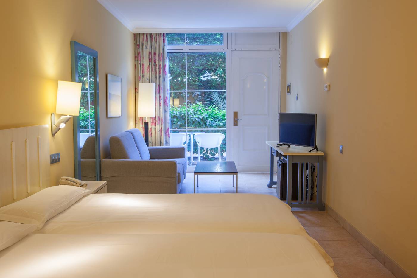 IFA-Altamarena-Room-24