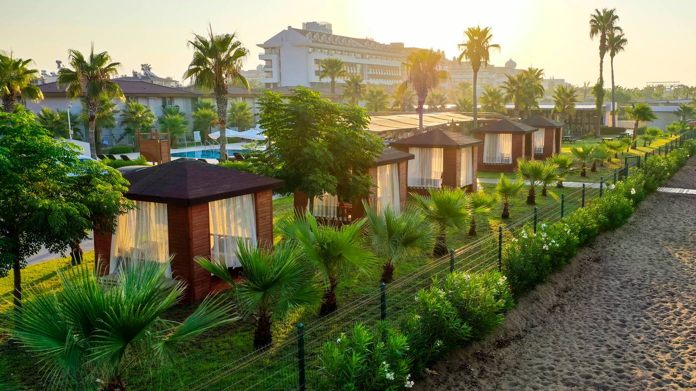 Crystal-Boutique-Beach-Resort--Adults-Only-16---Beach-10