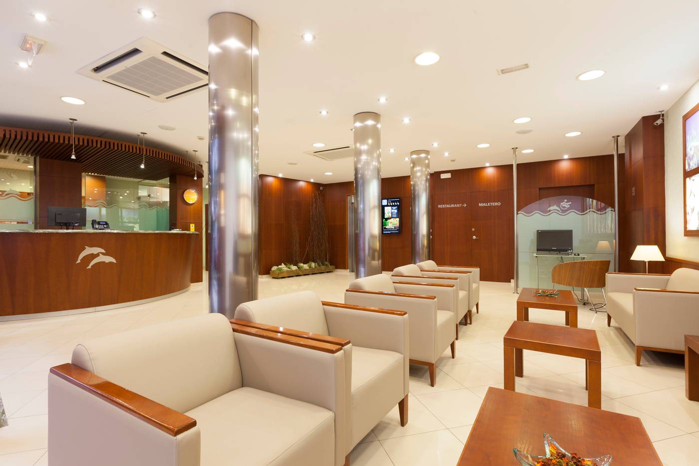 Hotel-Delfin-Lobby-53