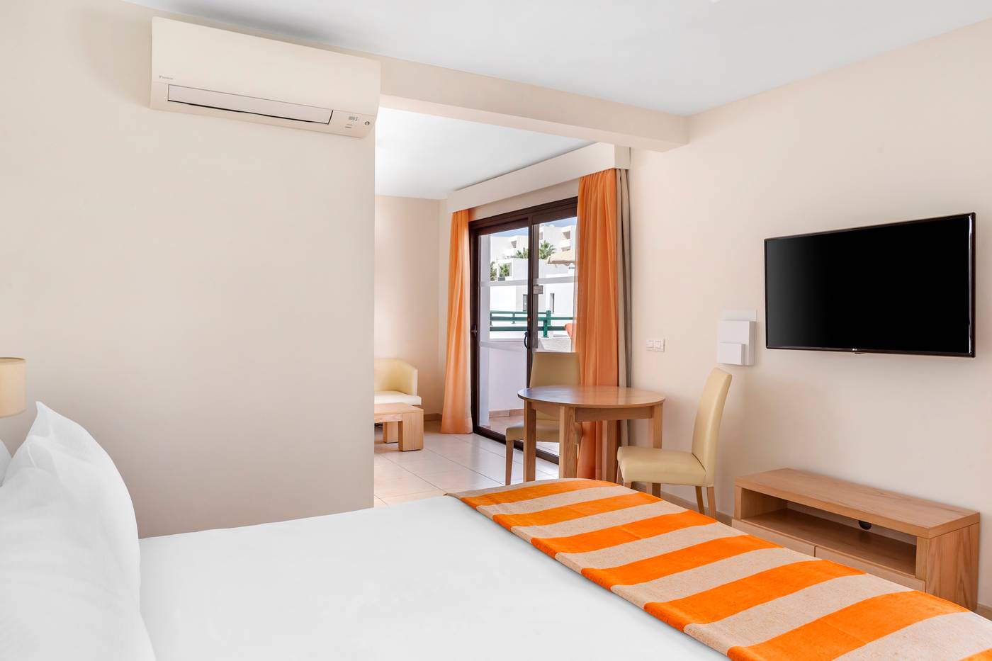 Sunset-Bay-Club-Room-22