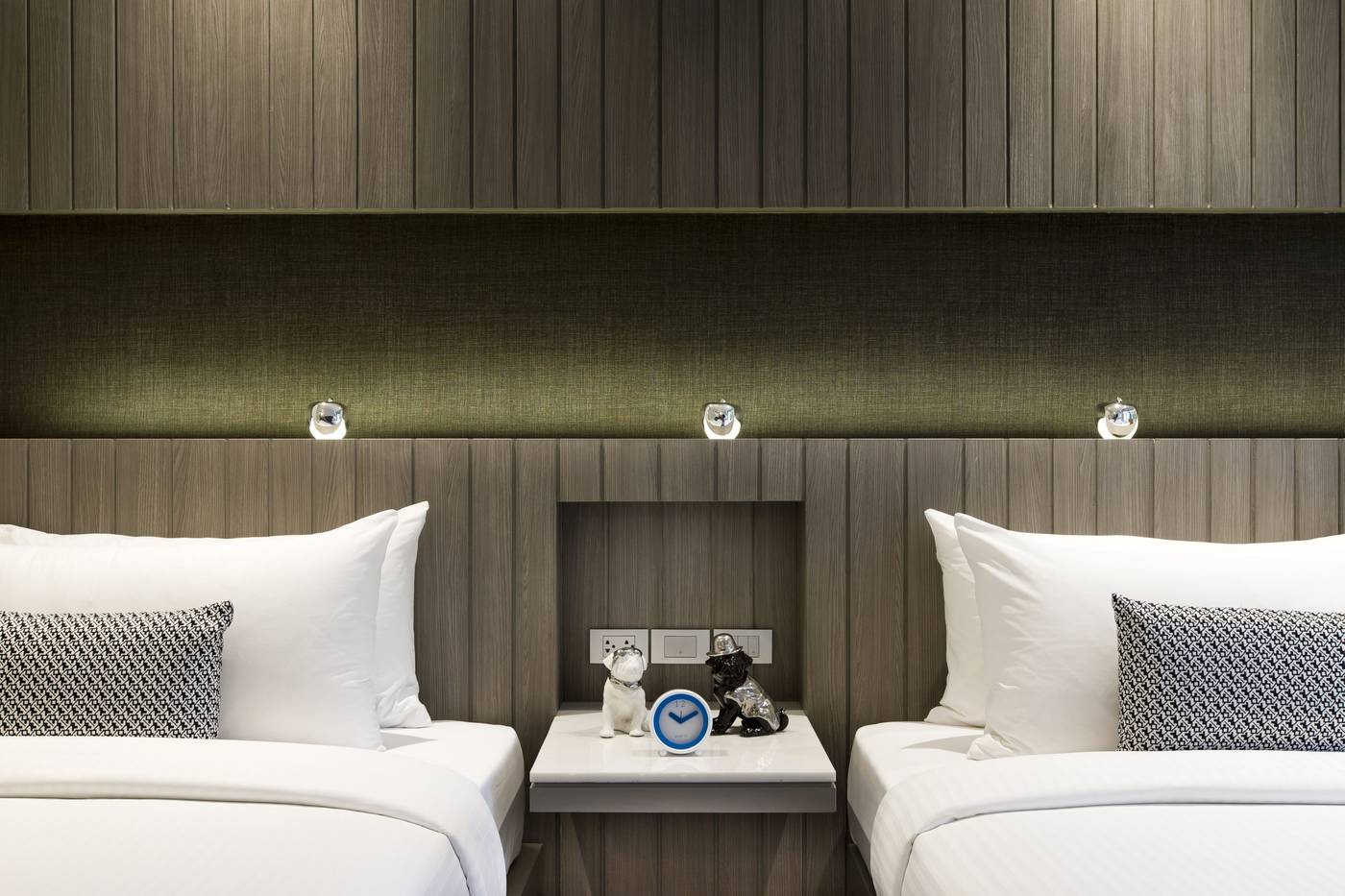 Hotel-IKON-Phuket-Room-16