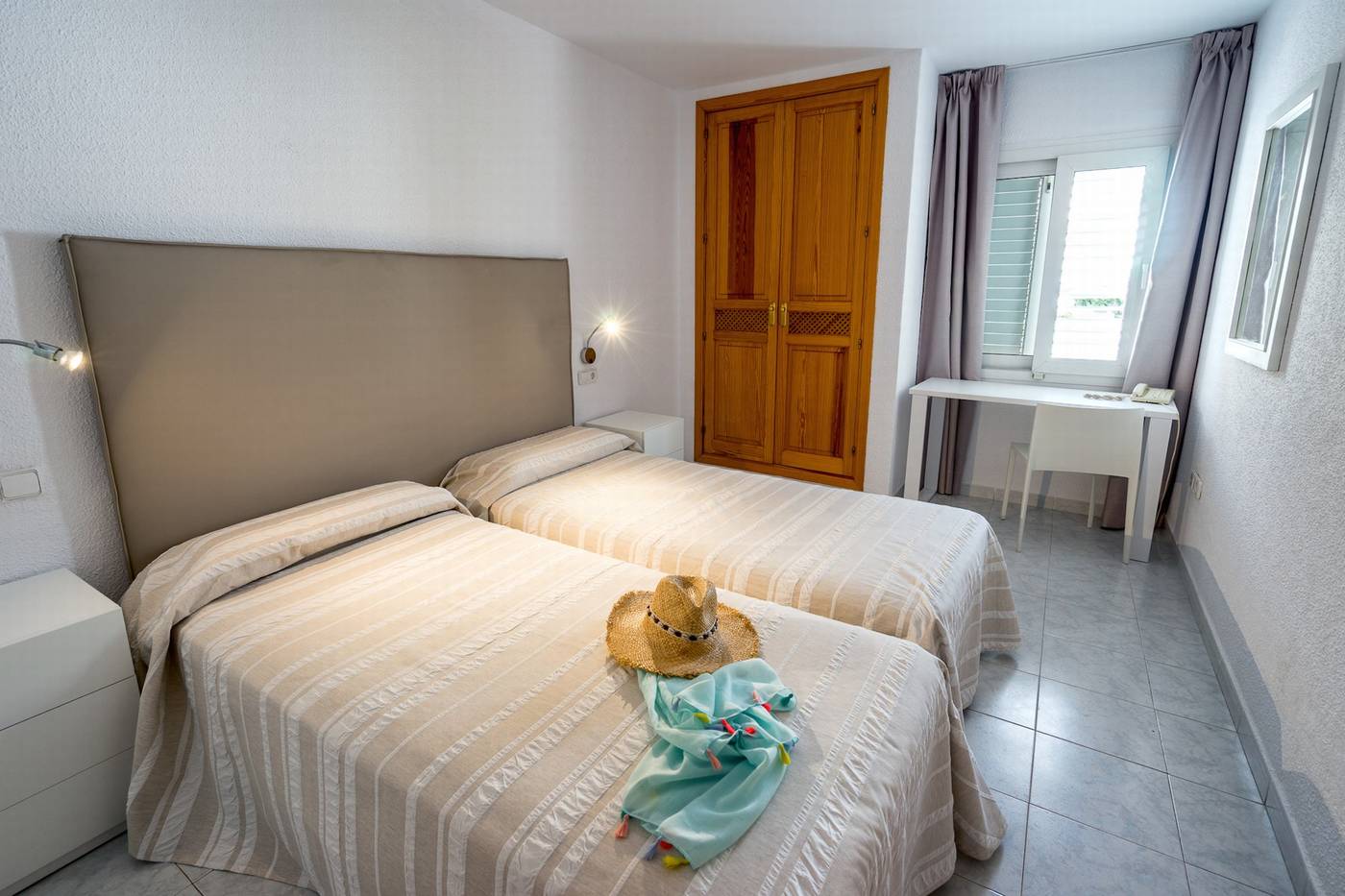 Duquesa-Playa-Room-15