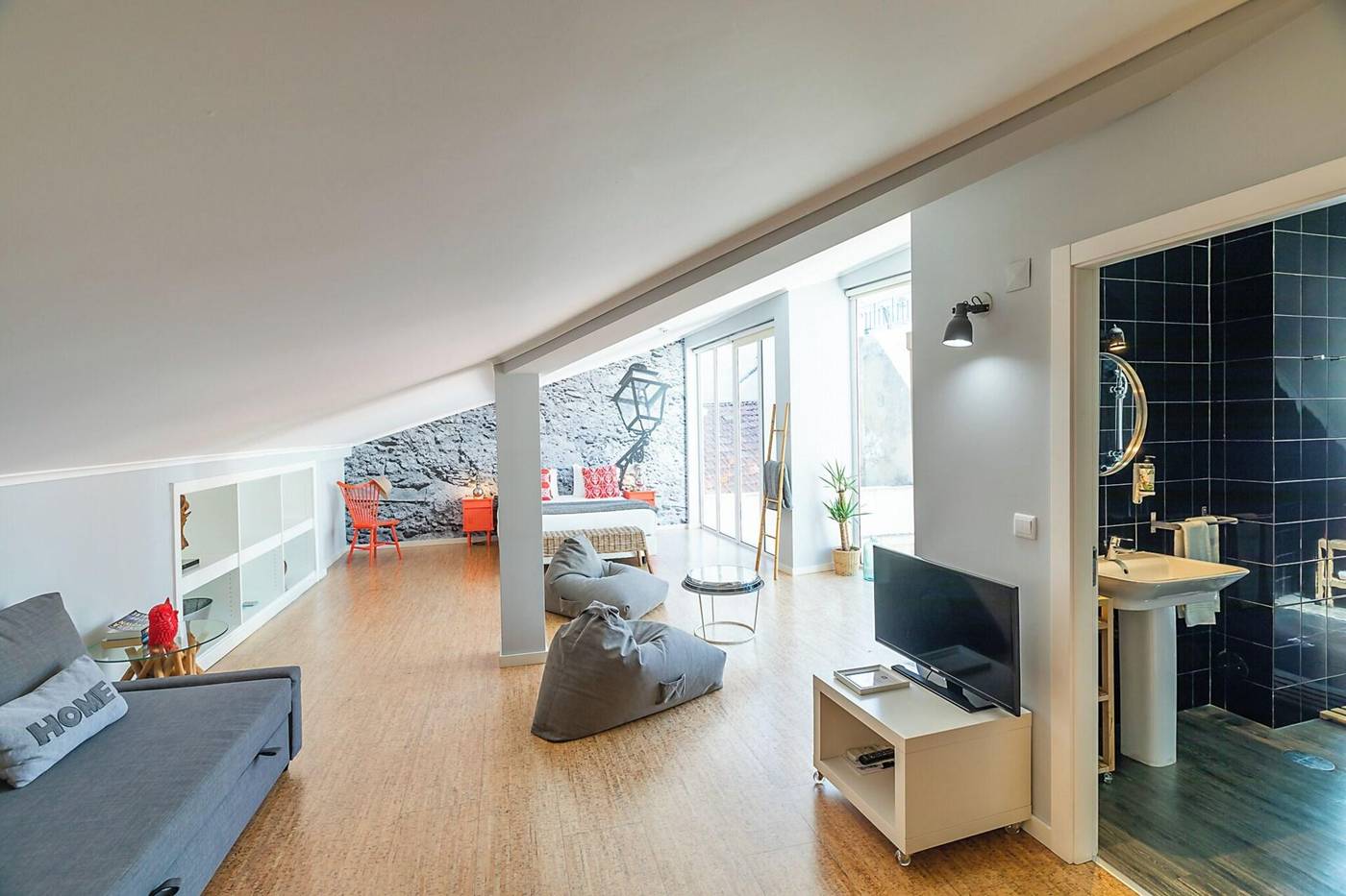 Emporium-Lisbon-Suites-Room-51