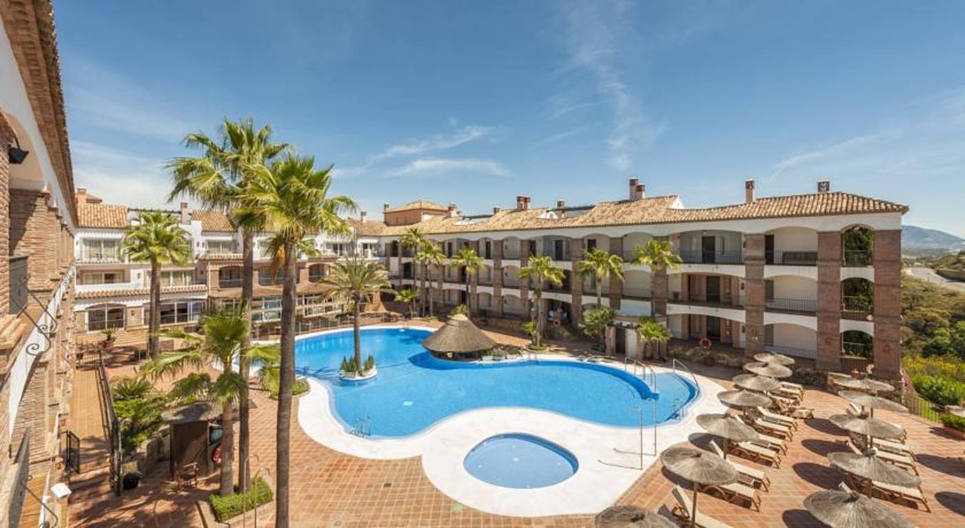 La Cala Resort