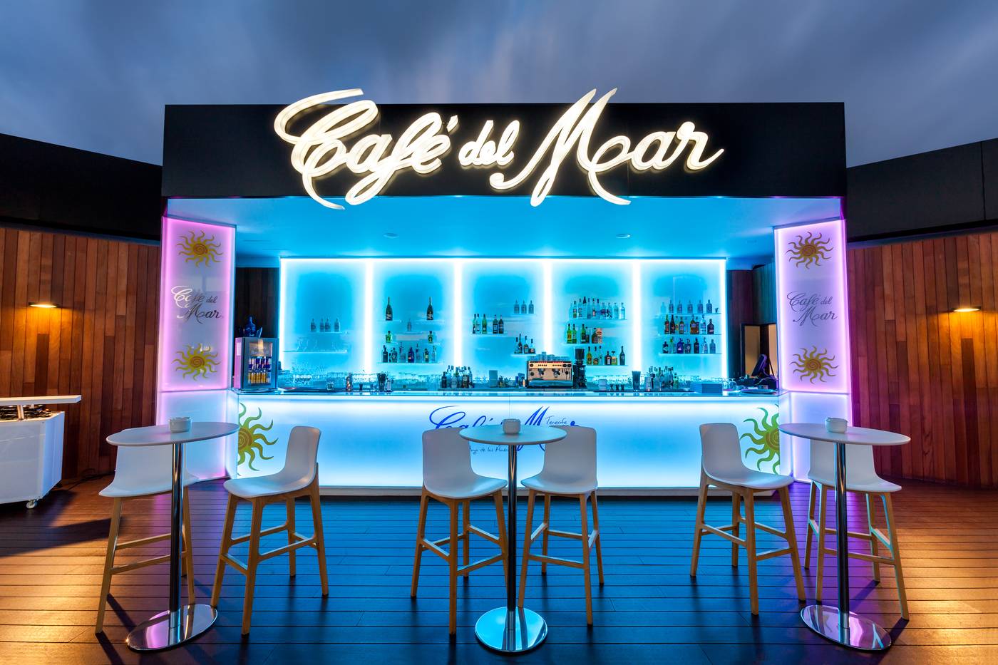 Tigotan-Lovers---Friends-Playa-de-Las-Americas---Adults-Only--18---Bar-40