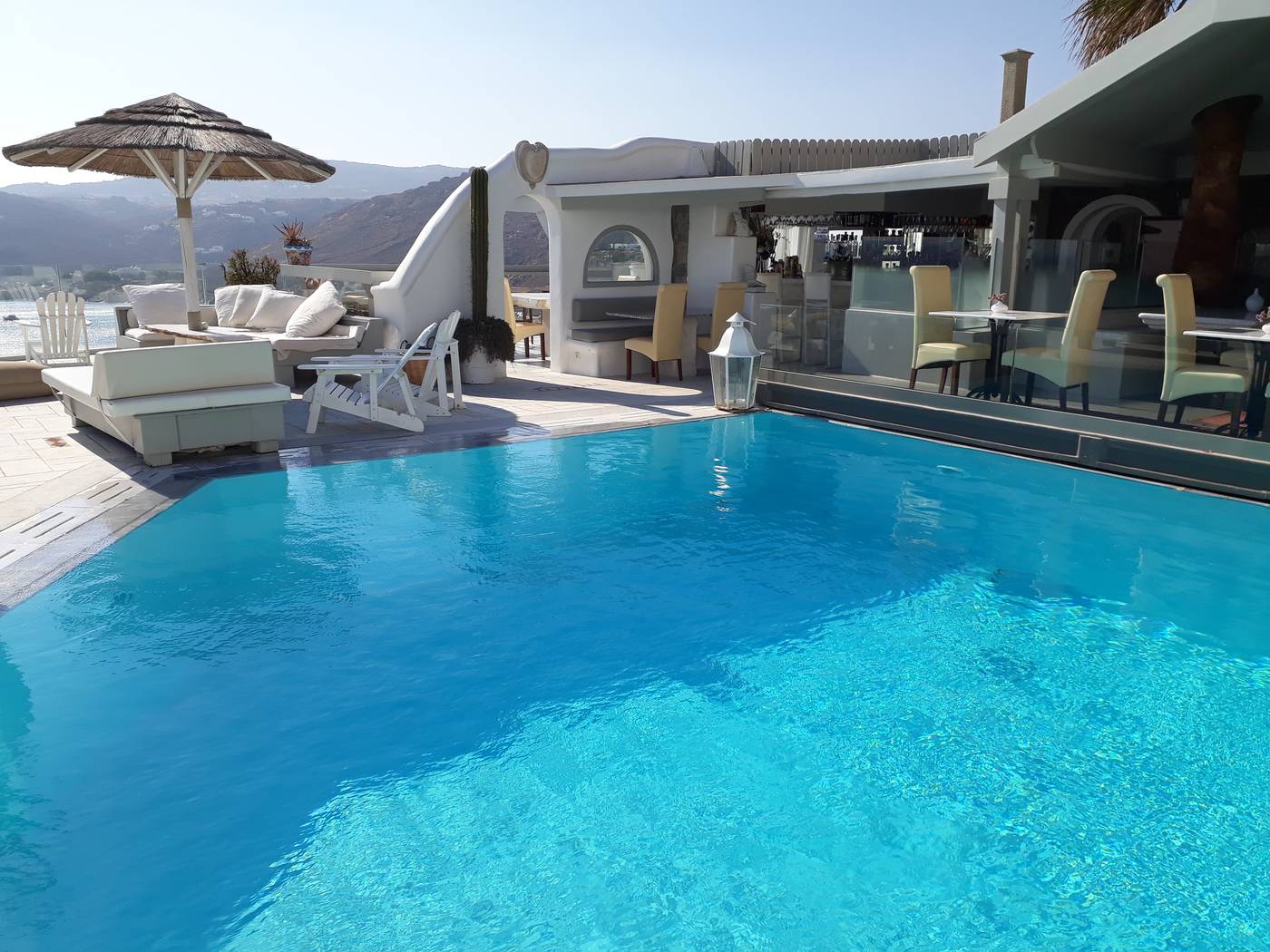 Greco-Philia-Hotel-Boutique-Pool-12