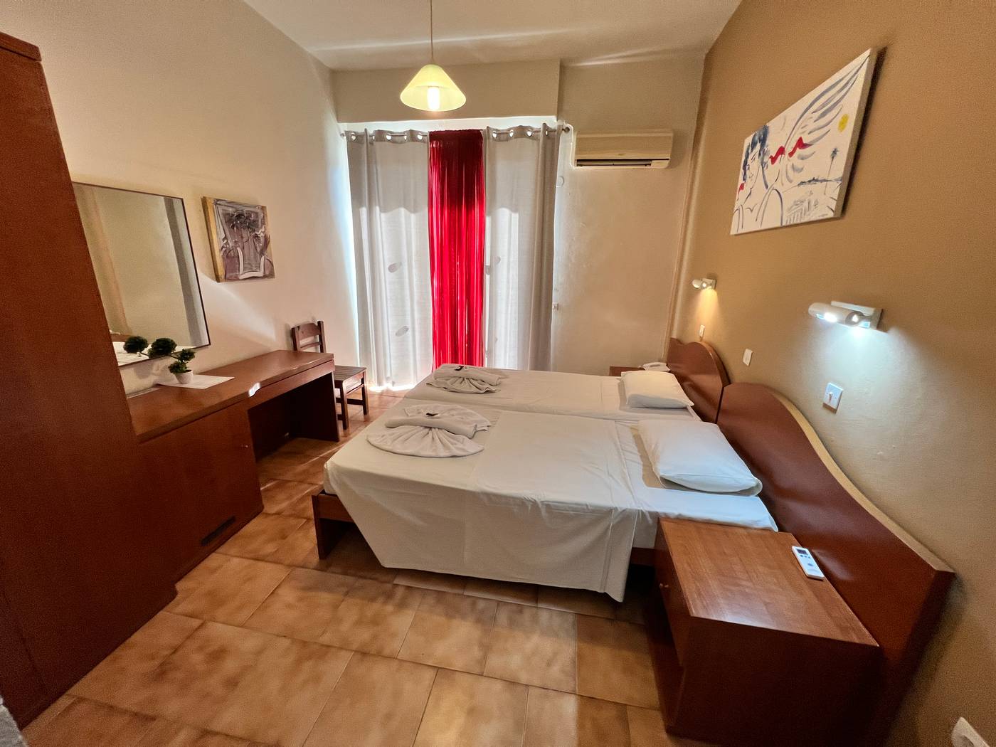 Golden-Days-Aparthotel-Room-14