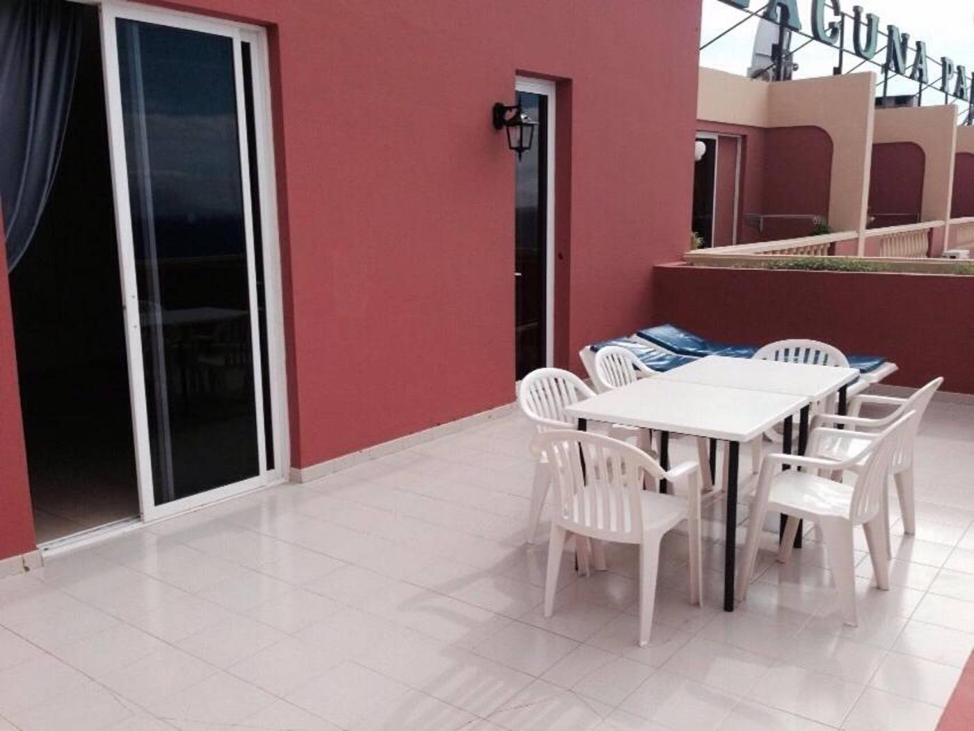 Laguna-Park-II-Room-18