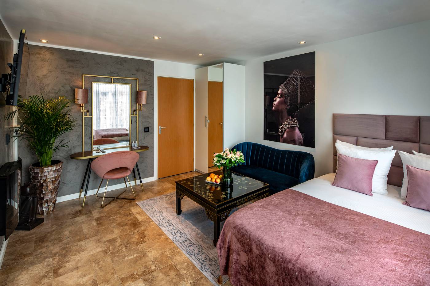 Hotel-Jupiter-Room-29