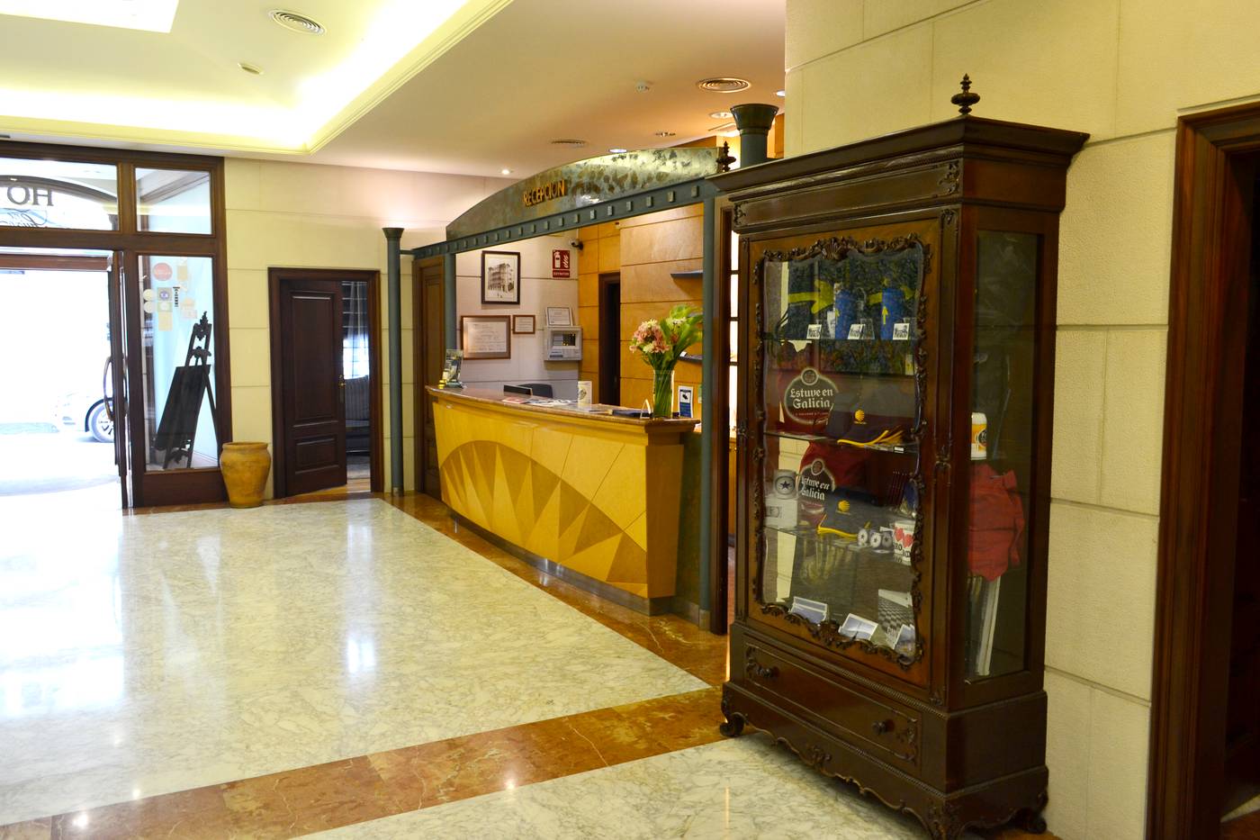 Alda El Suizo-Spain-Ferrol-Lobby-7