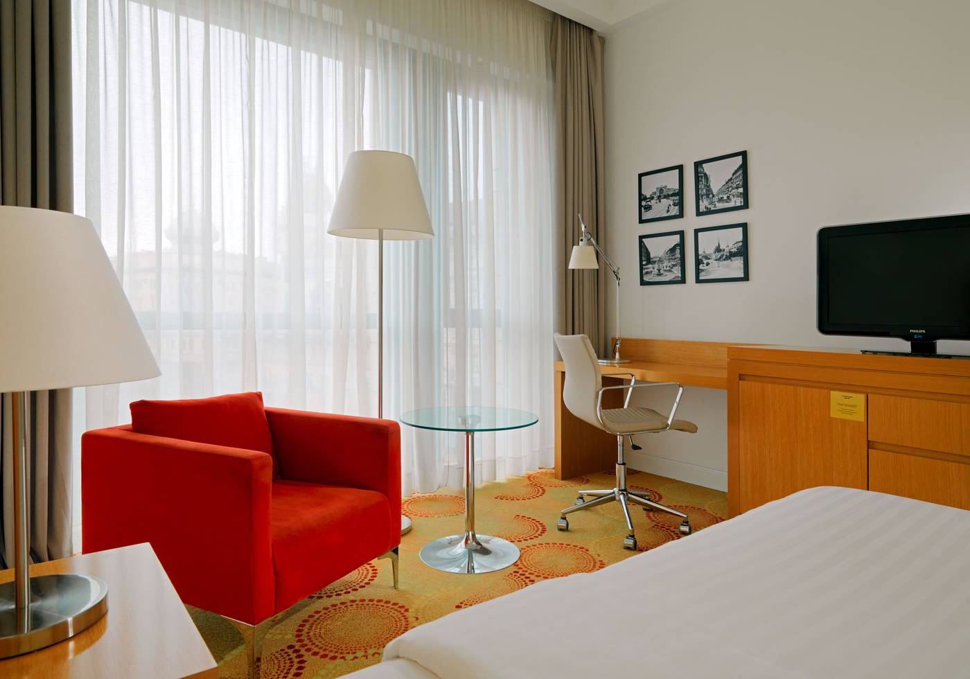 Courtyard-Budapest-Room-9