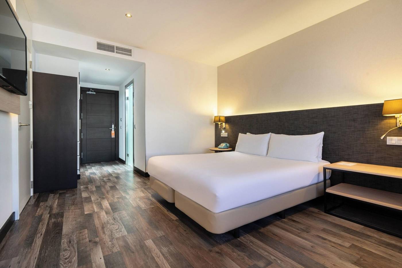 TRYP-Cadiz-La-Caleta-Hotel-Room-13