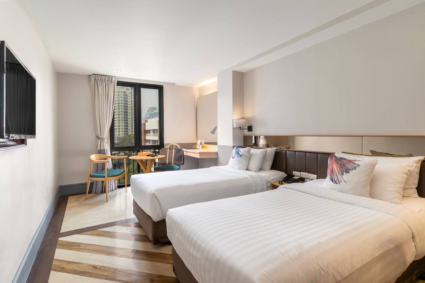 Vince-Hotel-Pratunam-Room-29