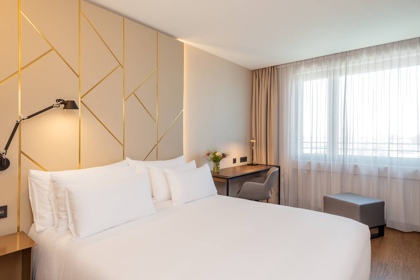 NH-Collection-Munchen-Bavaria-Room-34