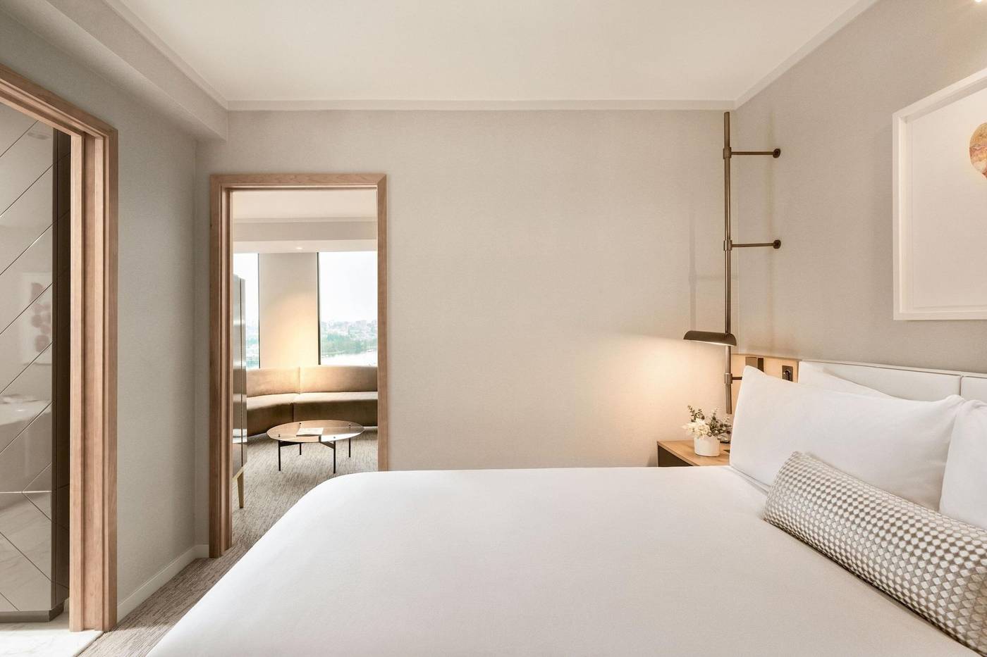 JW-Marriott-parq-Vancouver-Room-40