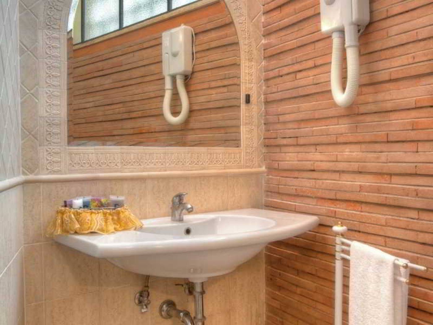 Hotel-Residenza-In-Farnese-General-view-23