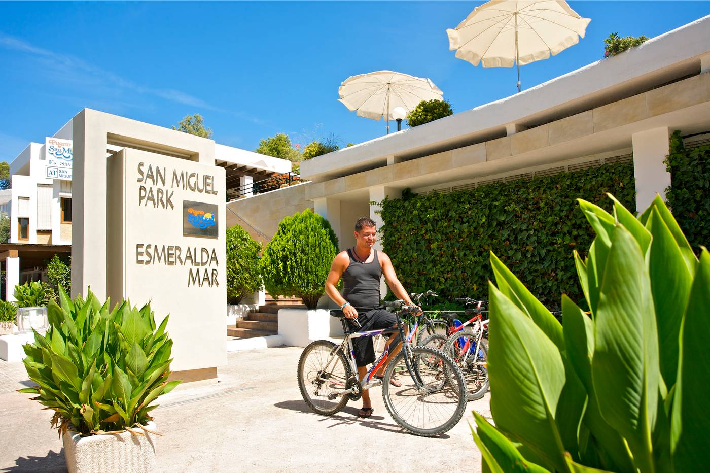  Apartments San Miguel Park & Esmeralda Mar