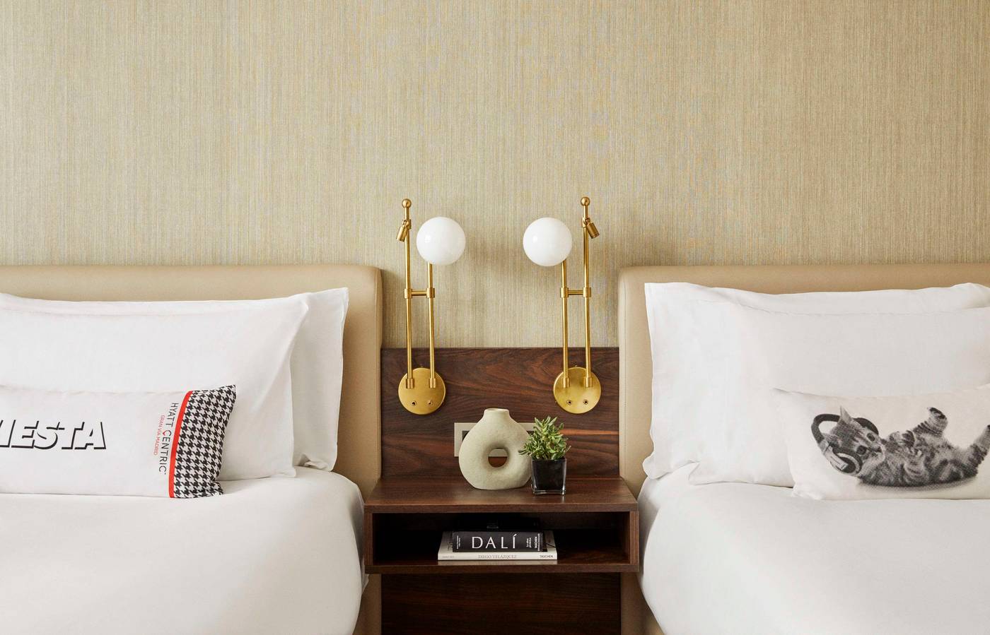 Hyatt-Centric-Gran-Via-Madrid-Room-78