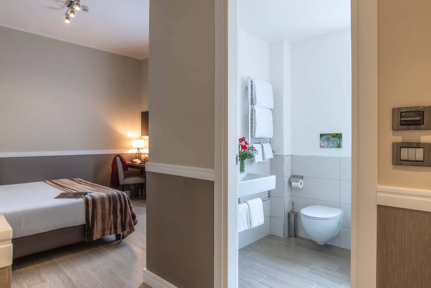 Fragrance-St-Peter-Hotel-Room-40