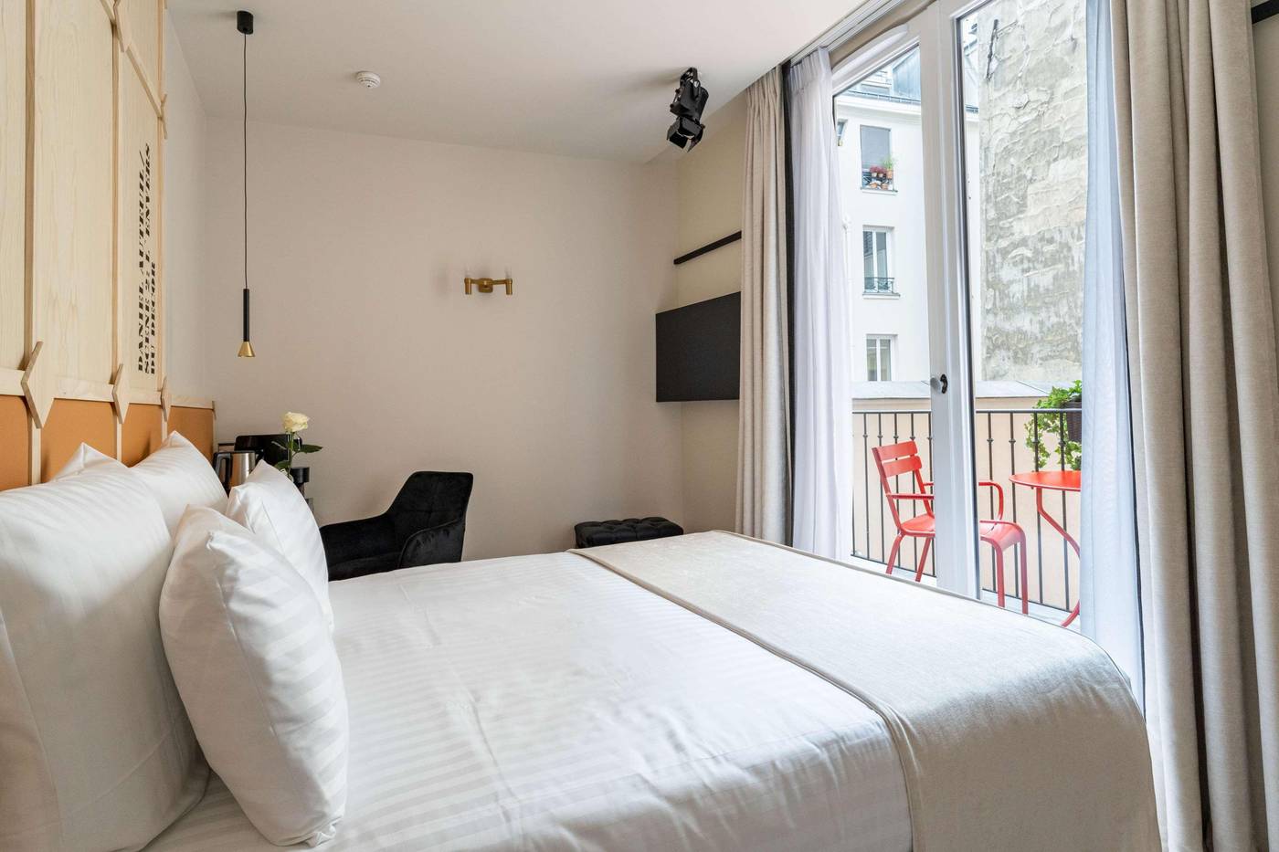 Astra-Opera-Astotel-Room-26