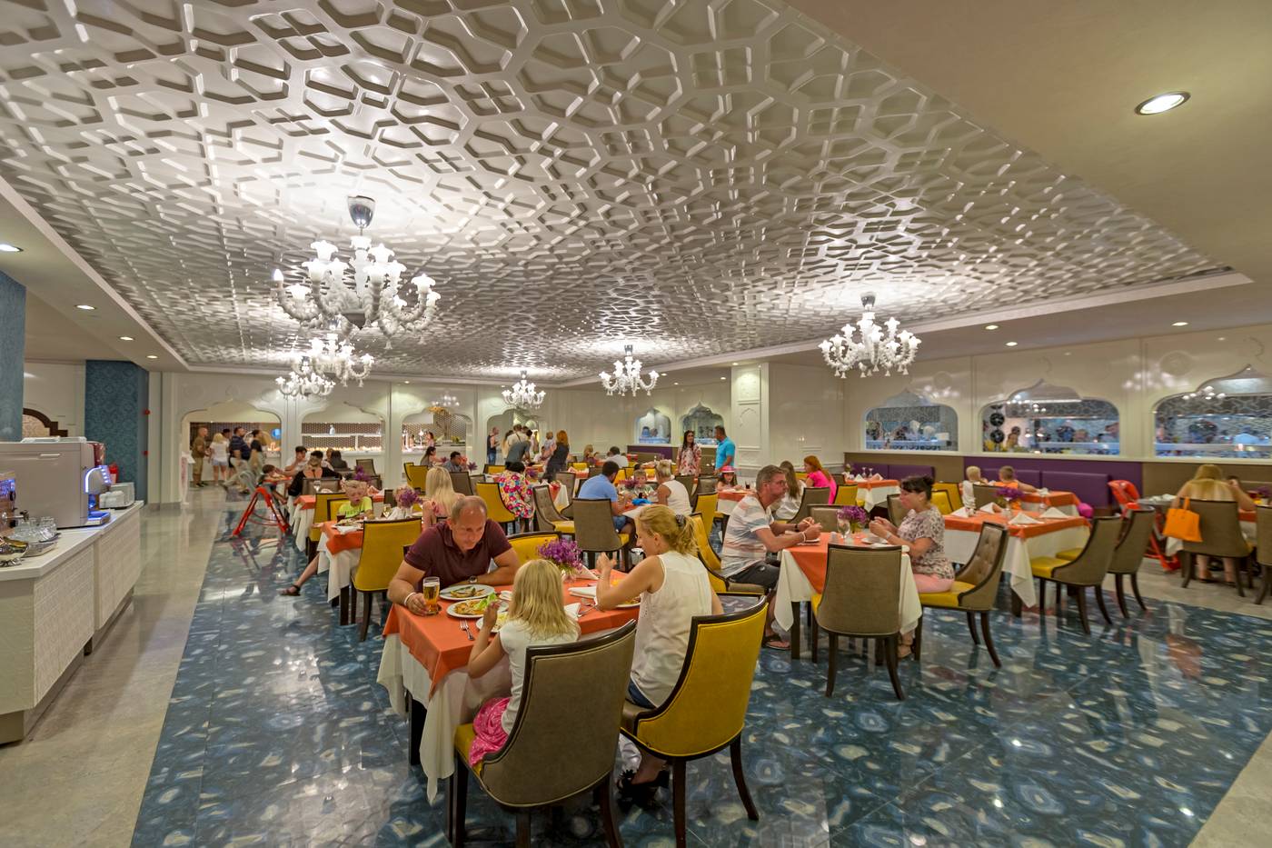Royal-Taj-Mahal-Restaurant-42