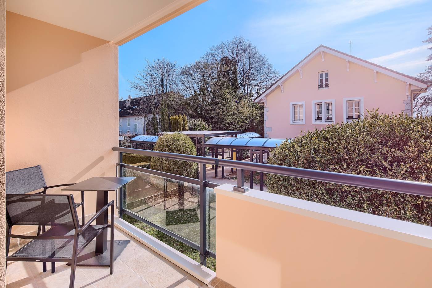 The Residence Hotel Geneva Airport Ferney Voltaire-France-Ferney-Voltaire-General view-9