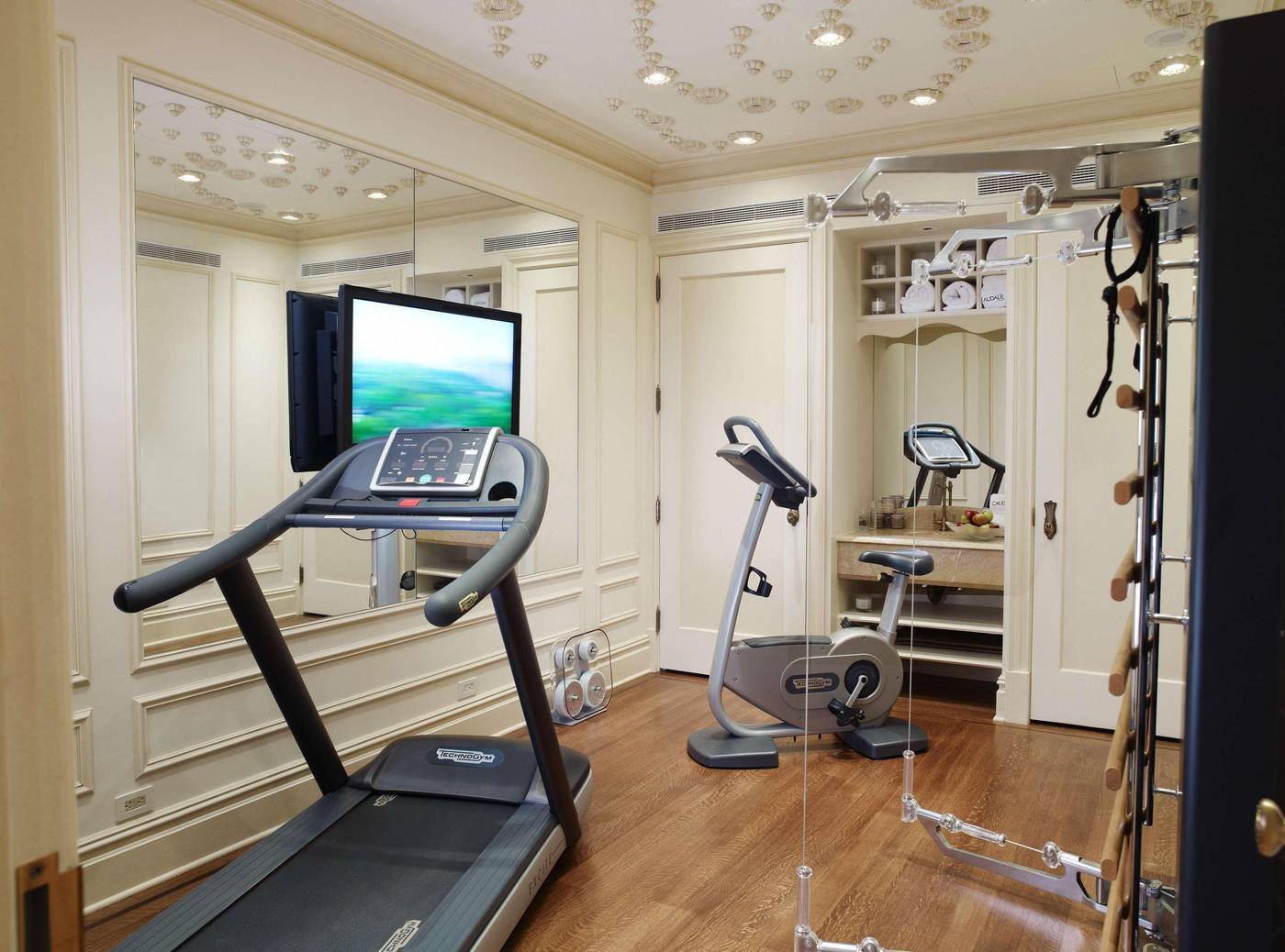 The-Plaza-Hotel-Room-82