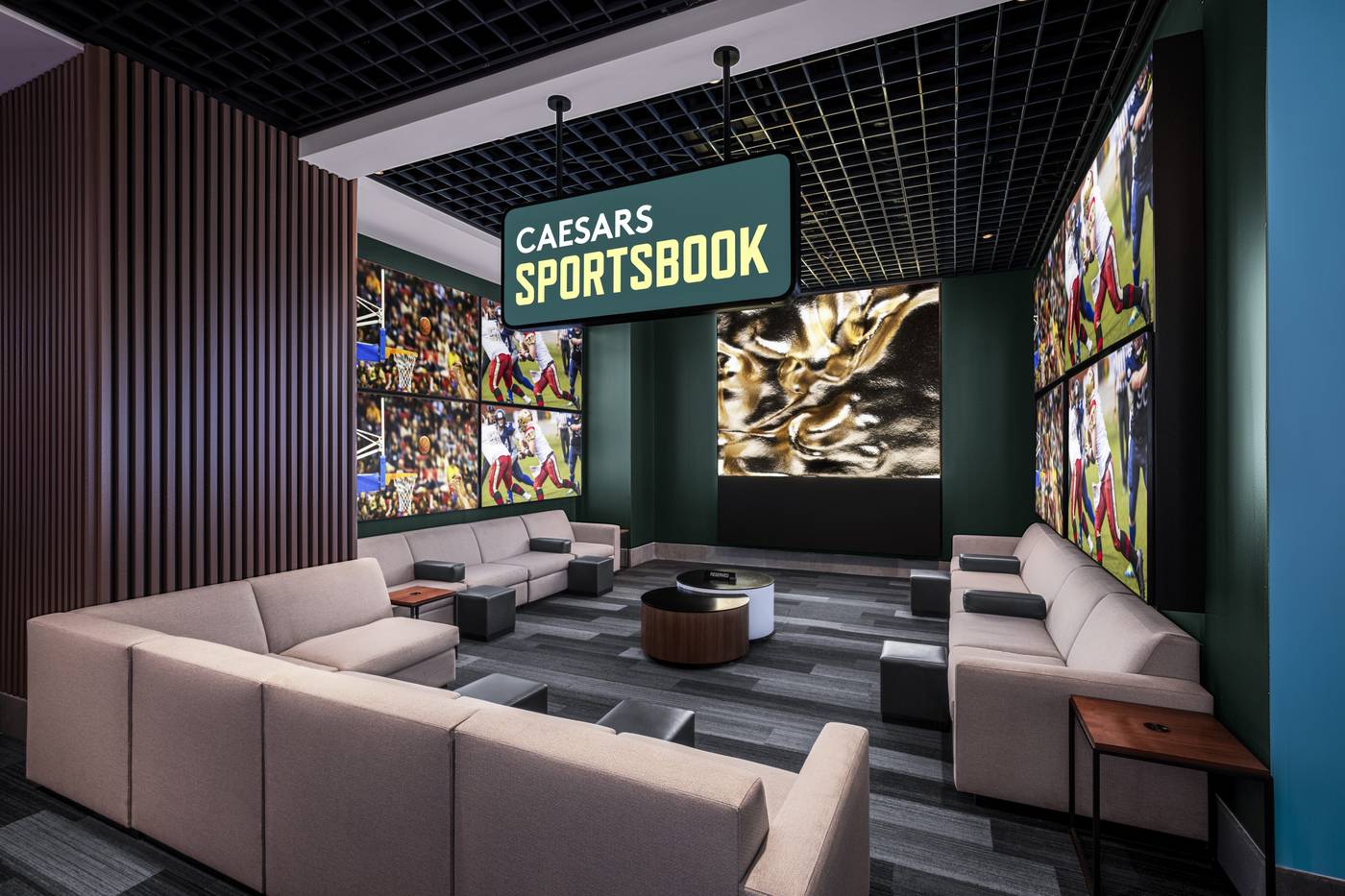 The-LINQ-Hotel-and-Casino---A-Caesars-Rewards-Destination-Sports-and-Entertainment-51