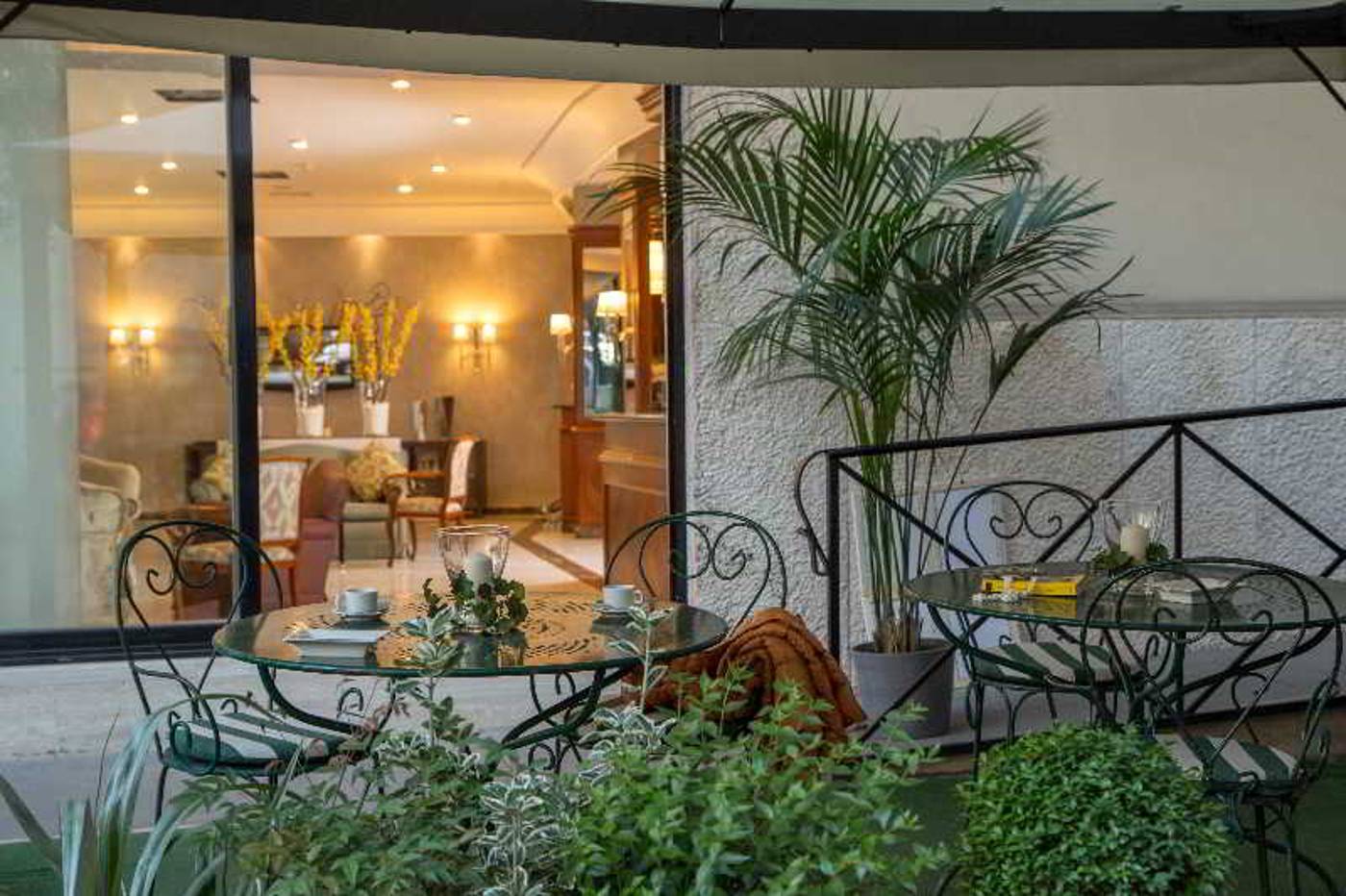 Santa-Costanza-Terrace-11