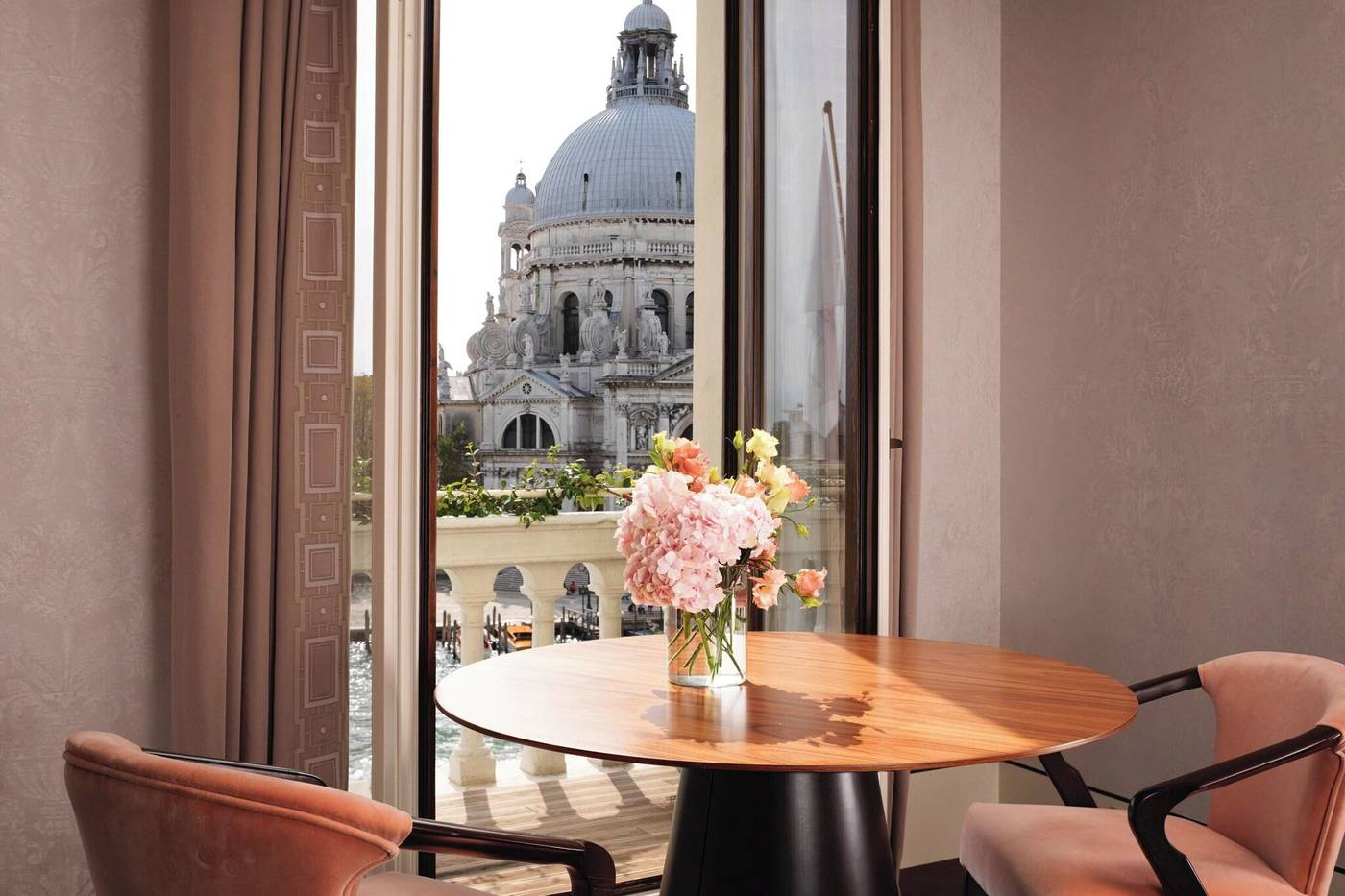 The-St-Regis-Venice-Room-5