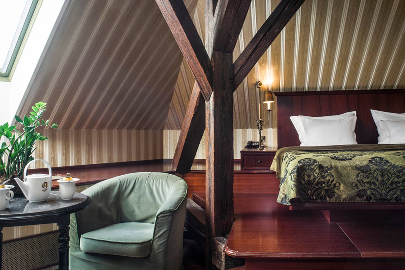 Gerloczy-Boutique-Hotel-Room-11