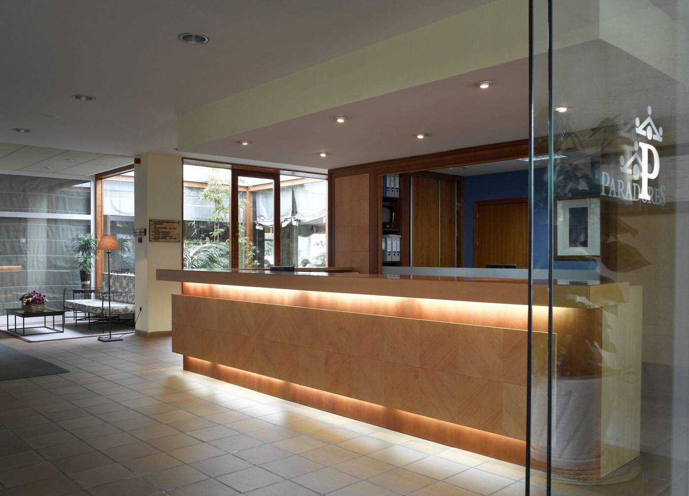 Parador-de-Benicarlo-Lobby-65