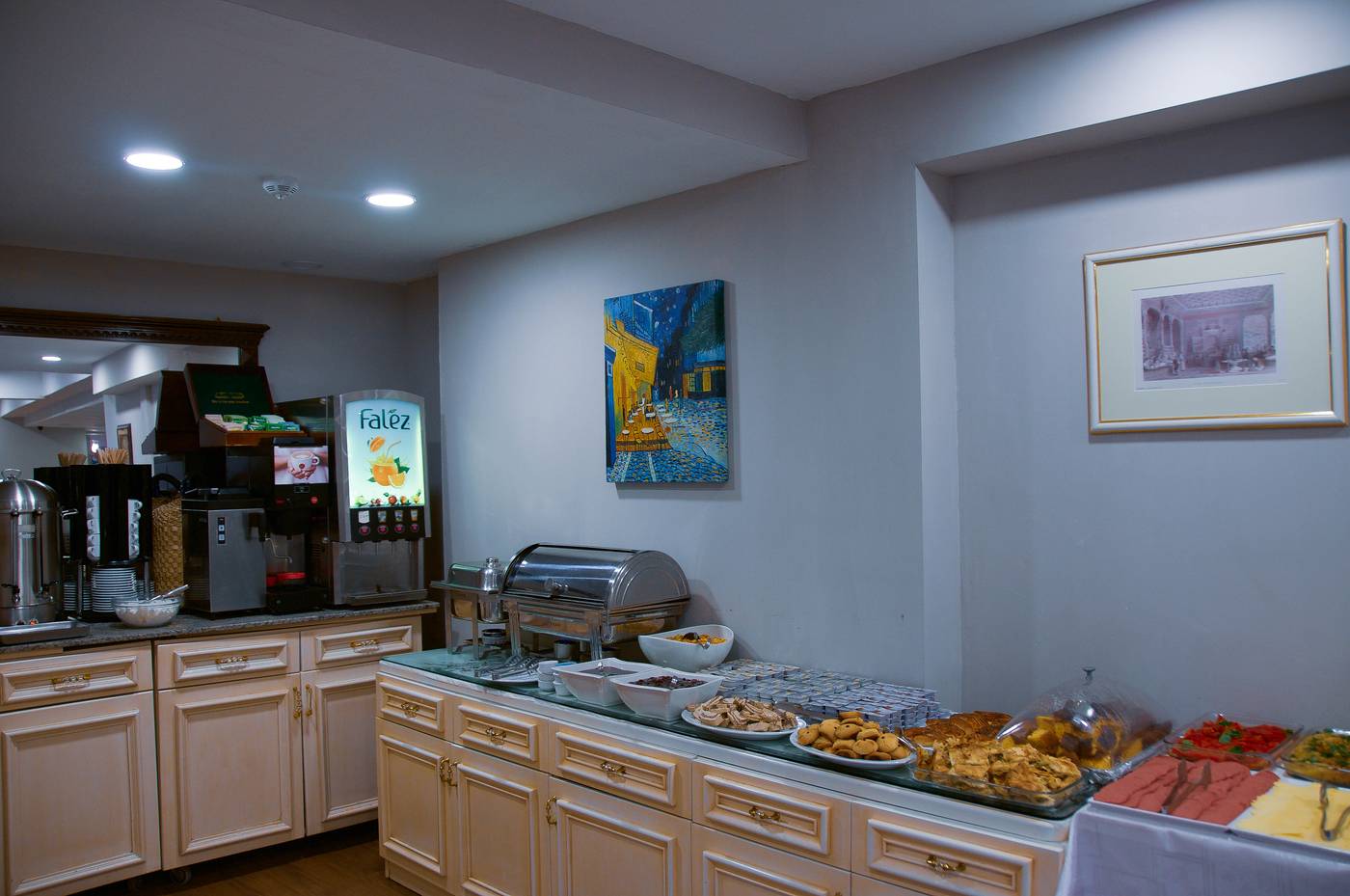 Albatros-Premier-Hotel-Restaurant-11