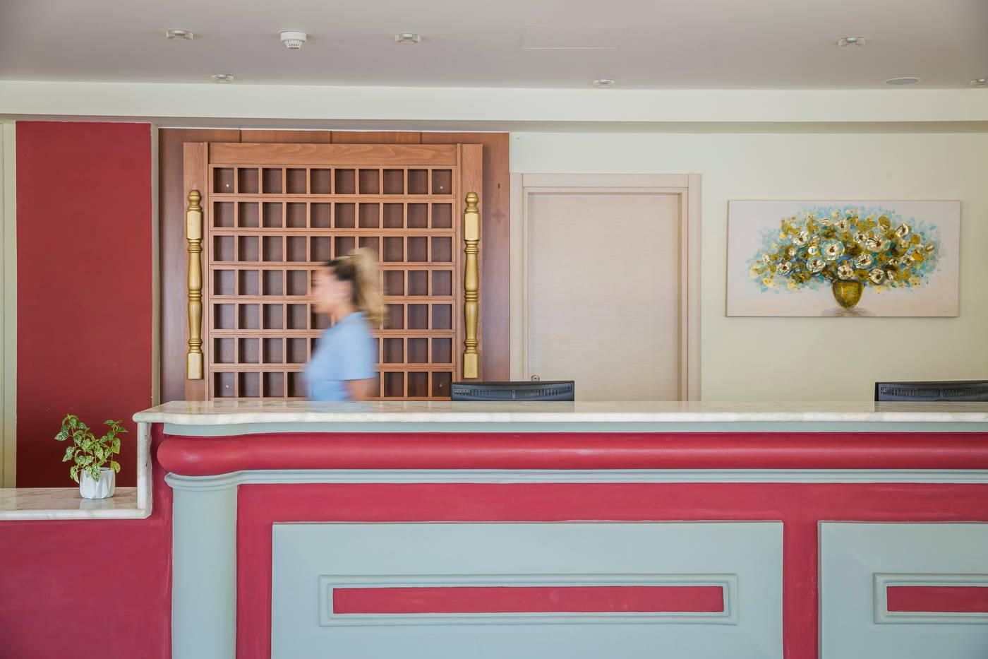 Kefalonia-Bay-Palace-Lobby-56