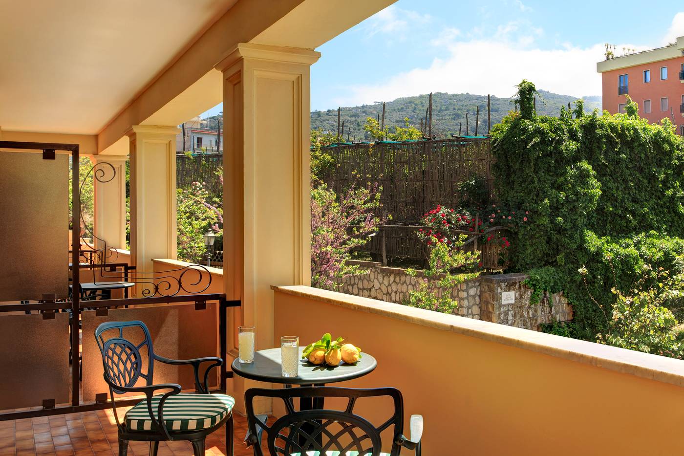 Grand-Hotel-Royal-Room-14