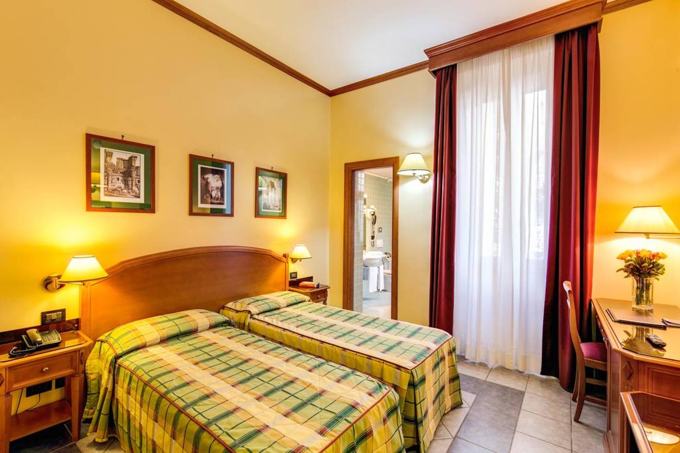 Hotel-Milani-Room-8