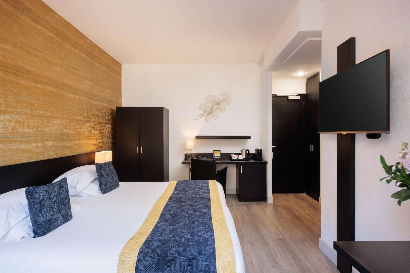 Best-Western-Plus-Massena-Room-32