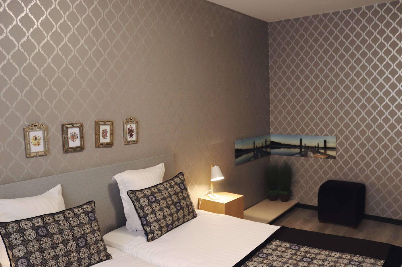 Floris-Arlequin-Grand-Place-Room-53