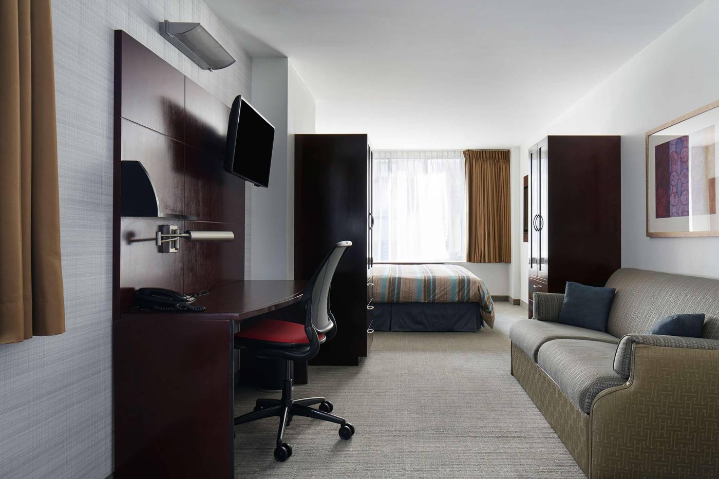 DoubleTree-by-Hilton-New-York-Midtown-Fifth-Avenue-Room-6
