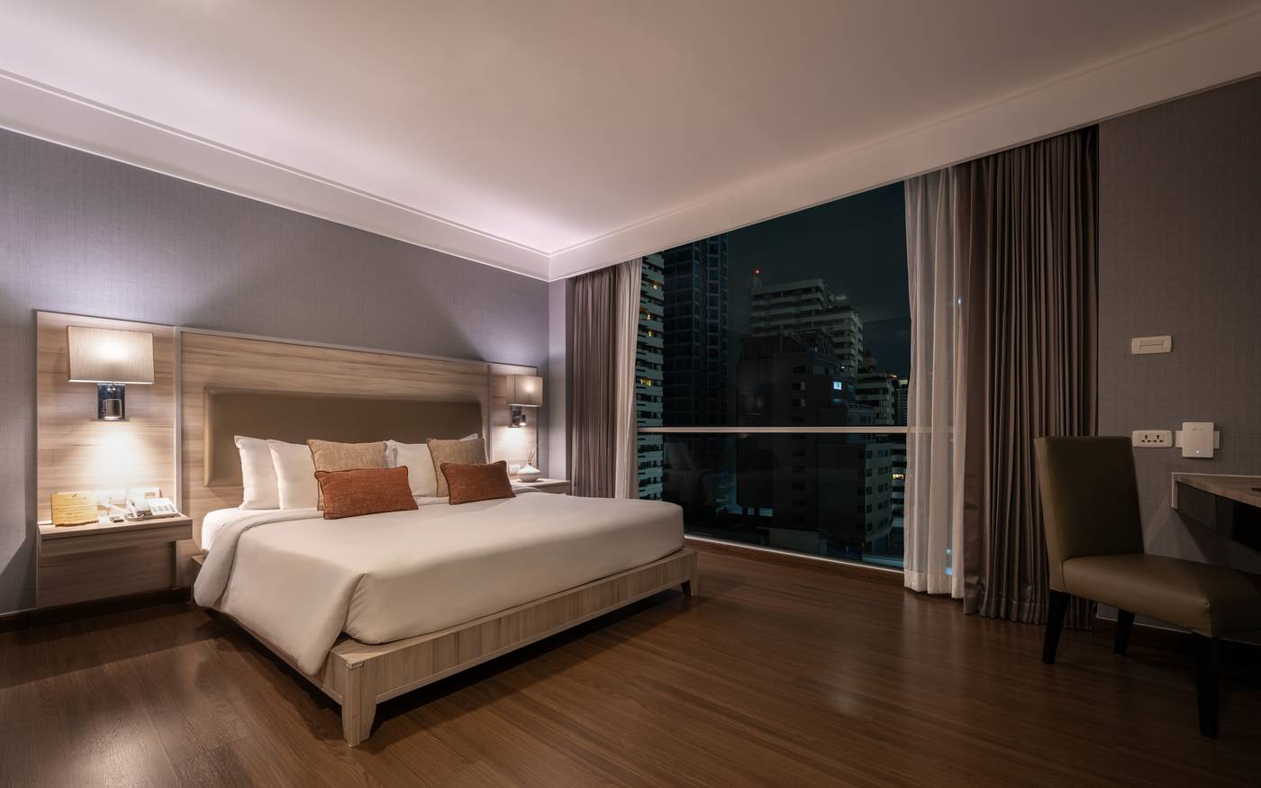 Adelphi-Suites-Bangkok-Room-46