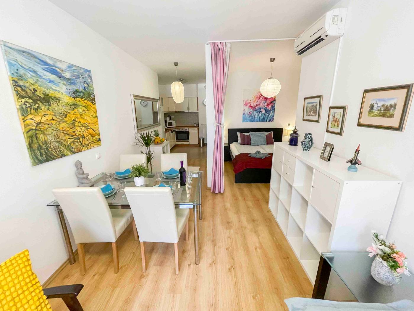 Opera-Residence-Room-12