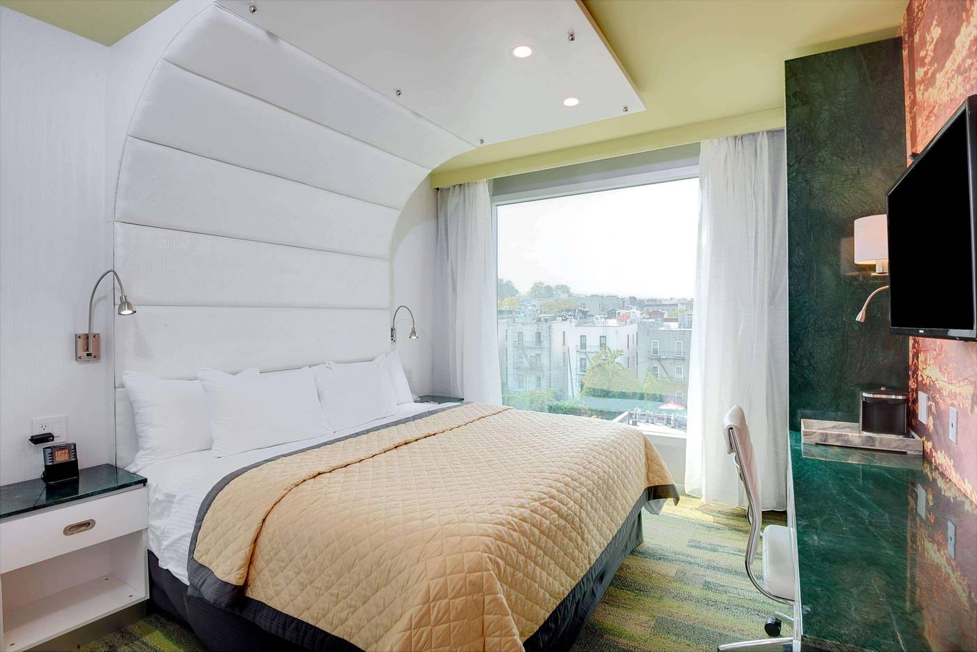 Wyndham-Garden-Brooklyn-Sunset-Park-Restaurant-4