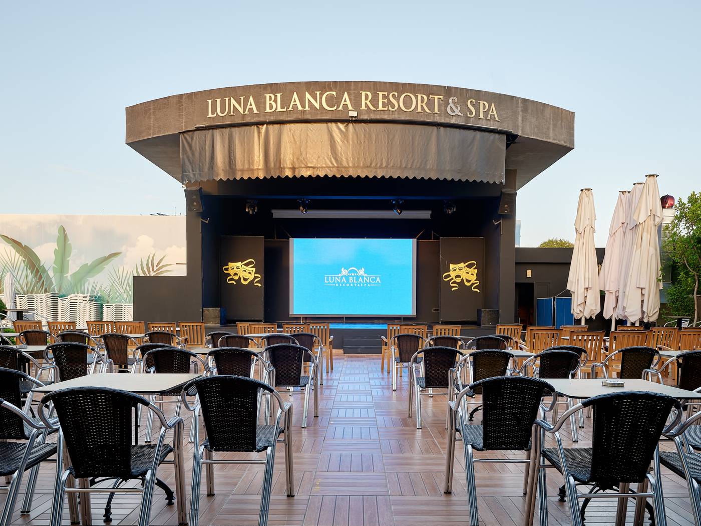 Luna Blanca Resort