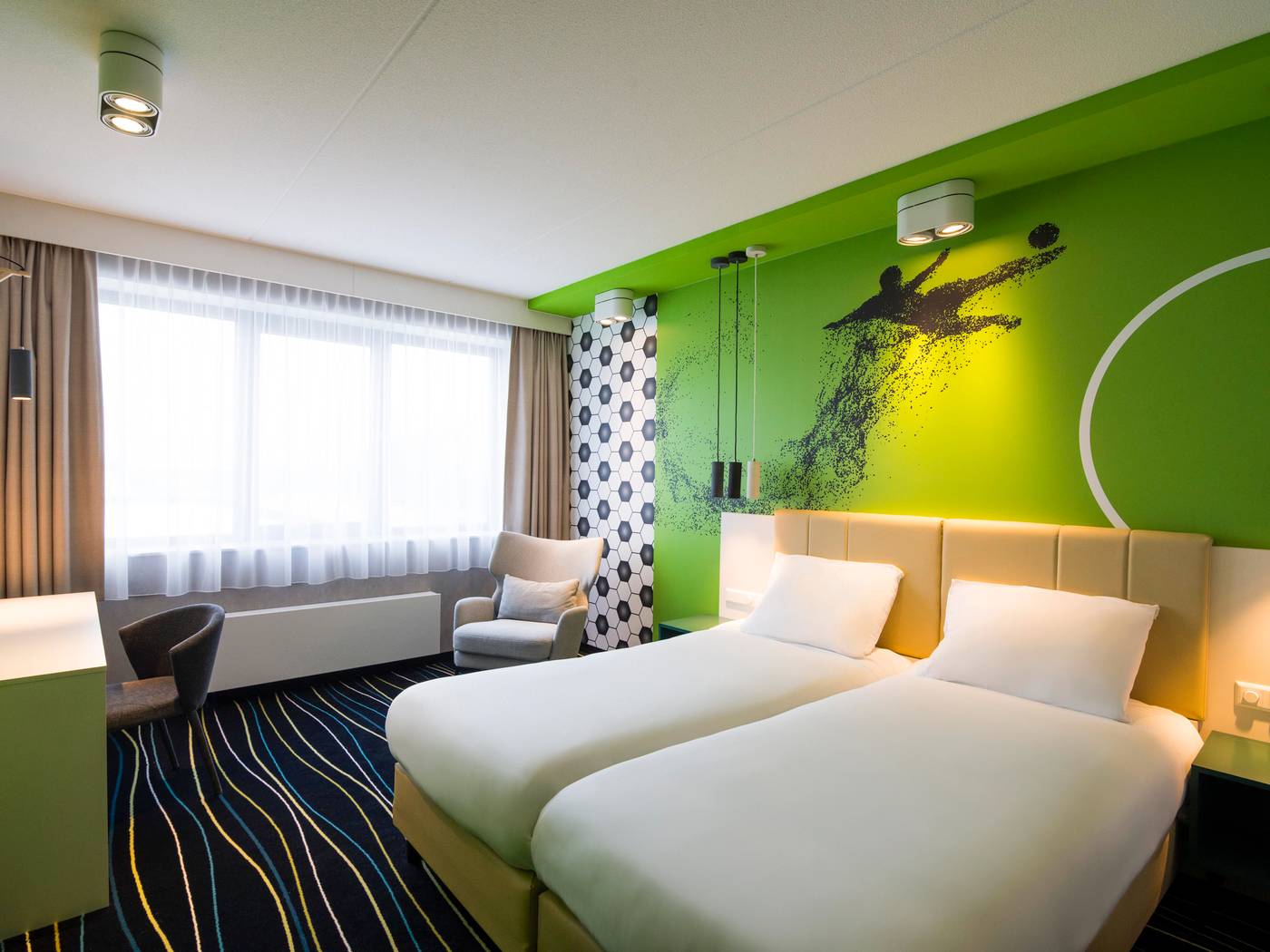 ibis-Styles-Haarlem-City-Room-4