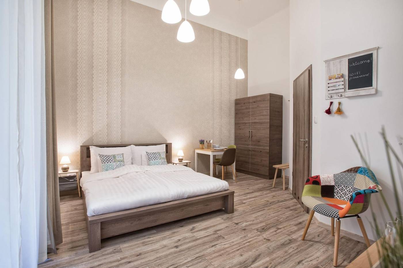 Budapest-Passage-Room-10