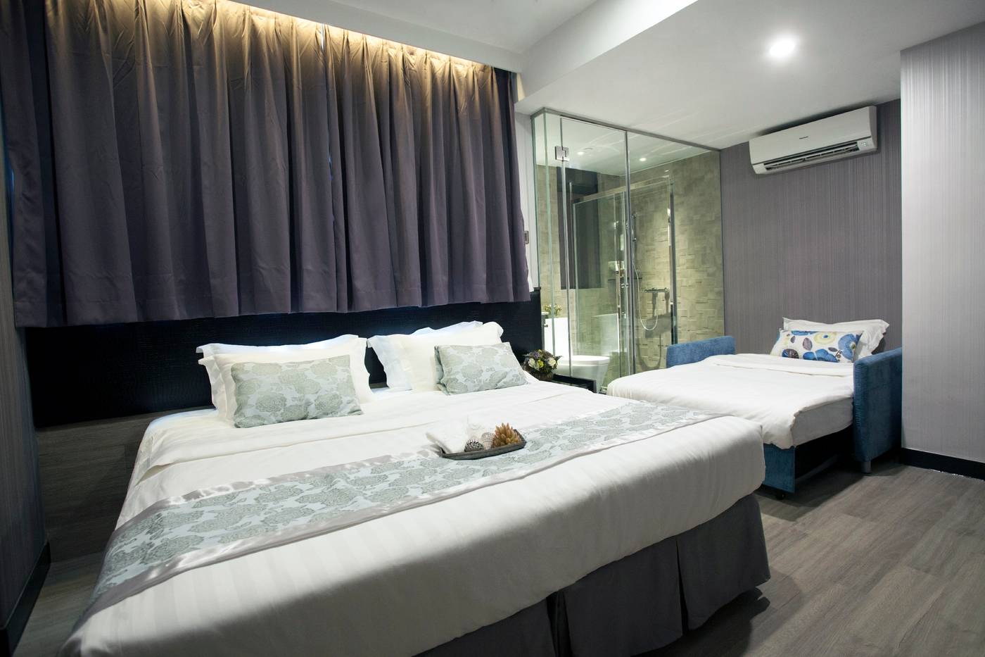 M1-Hotel-North-Point-Room-10
