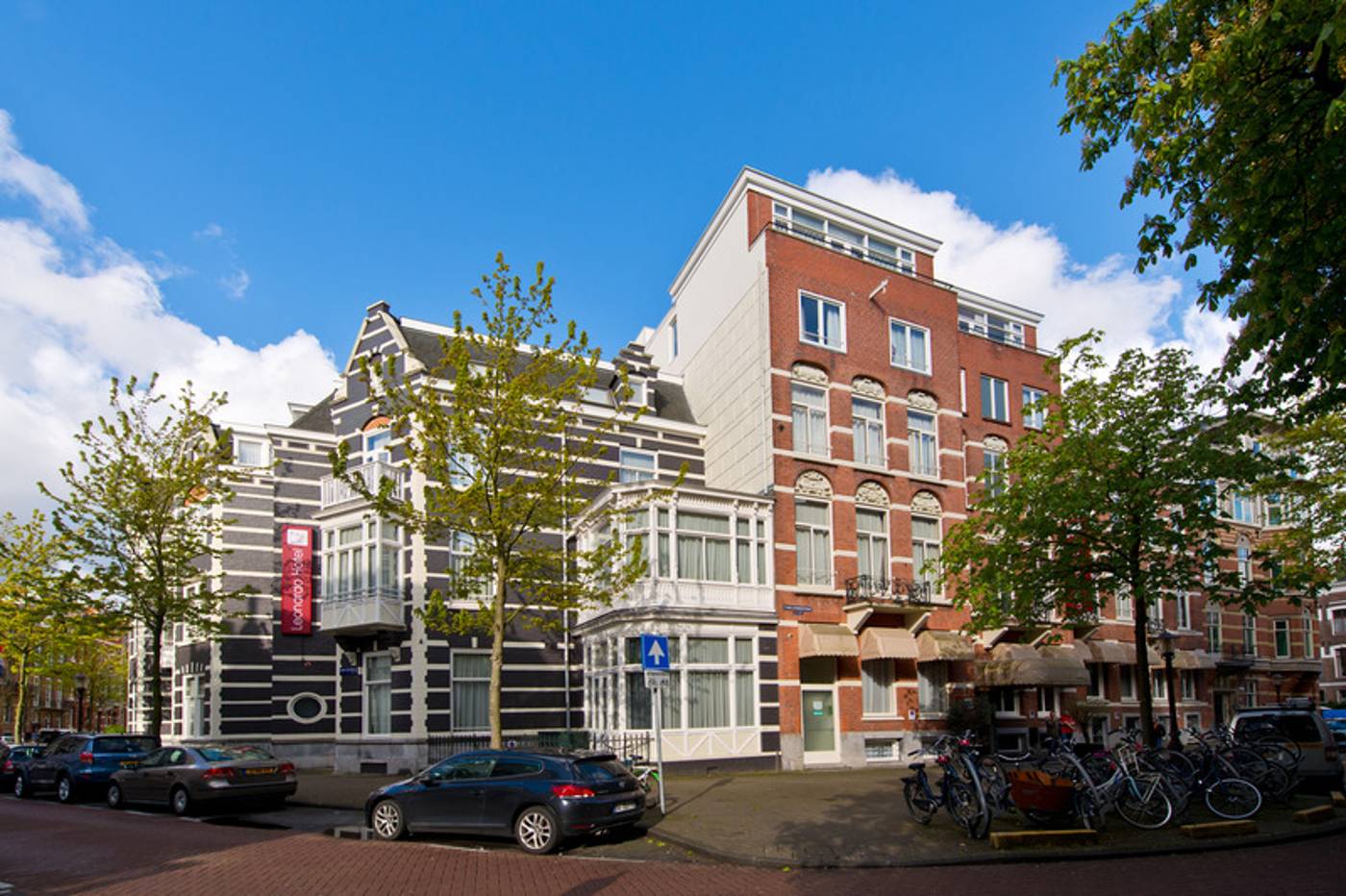 Leonardo-Hotel-Amsterdam-City-Center-General-view-2