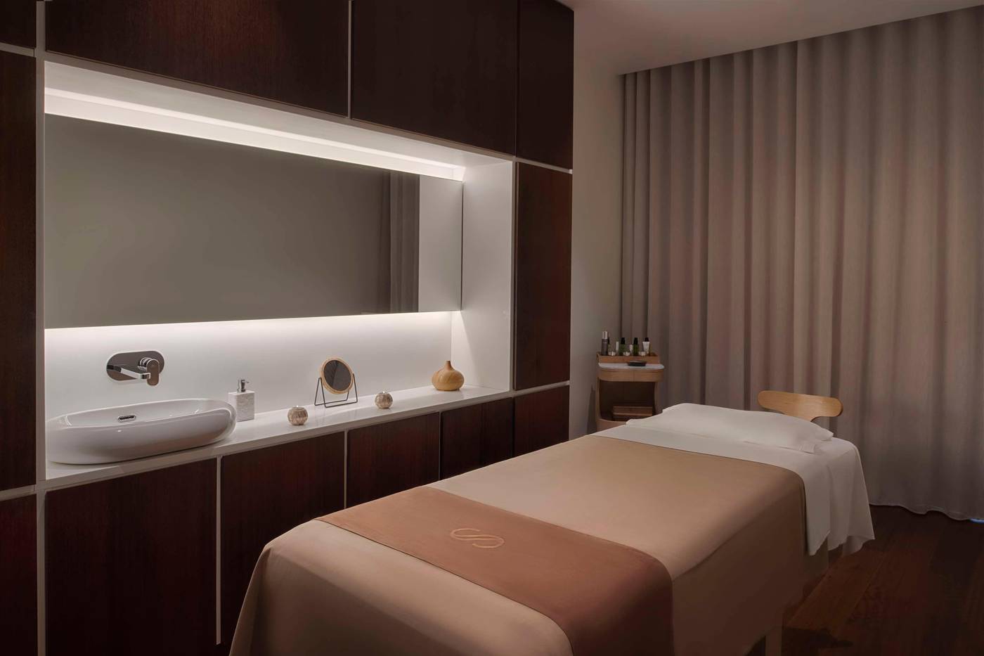 Royal-Hideaway-Corales-Suites--part-of-Barcel---Hotel-Group-Sports-and-Entertainment-65